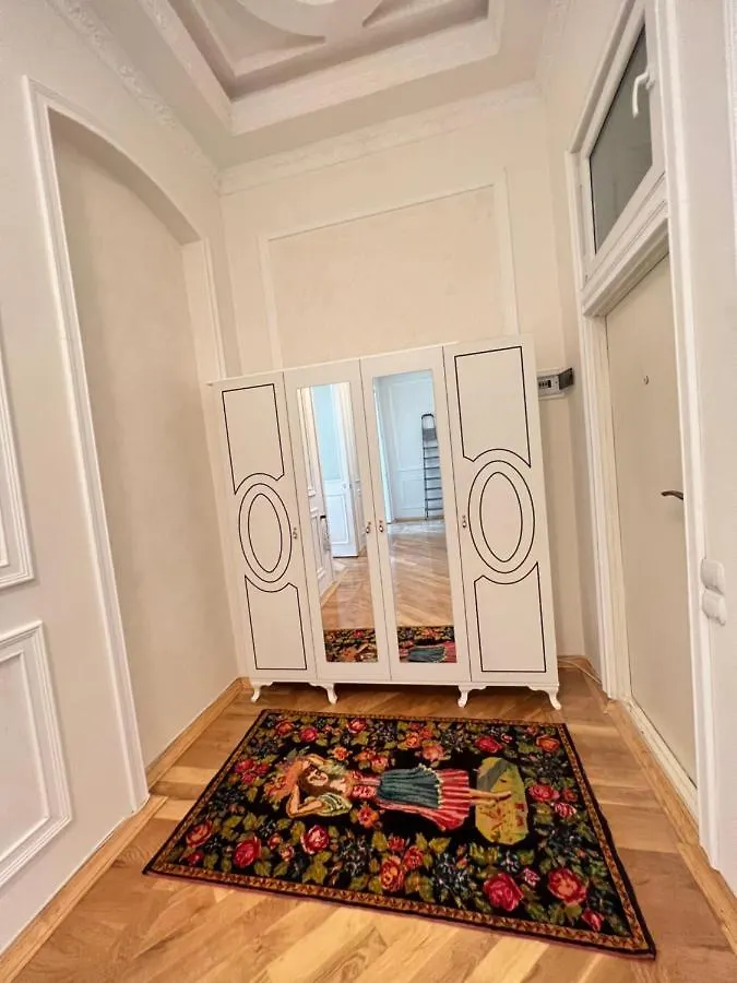 Luxury Apartment With View City Center 28May Street Baku 0*,