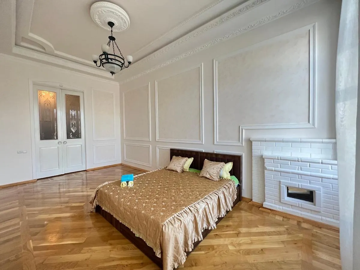 Luxury Apartment With View City Center 28May Street Baku